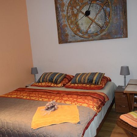Fatrapark 1 U Sovicky Studio, Kuchynka, Kupelna,S Balkonom Gratis Parkovanie V Podzemnej Garazi Ruzomberok Exterior foto